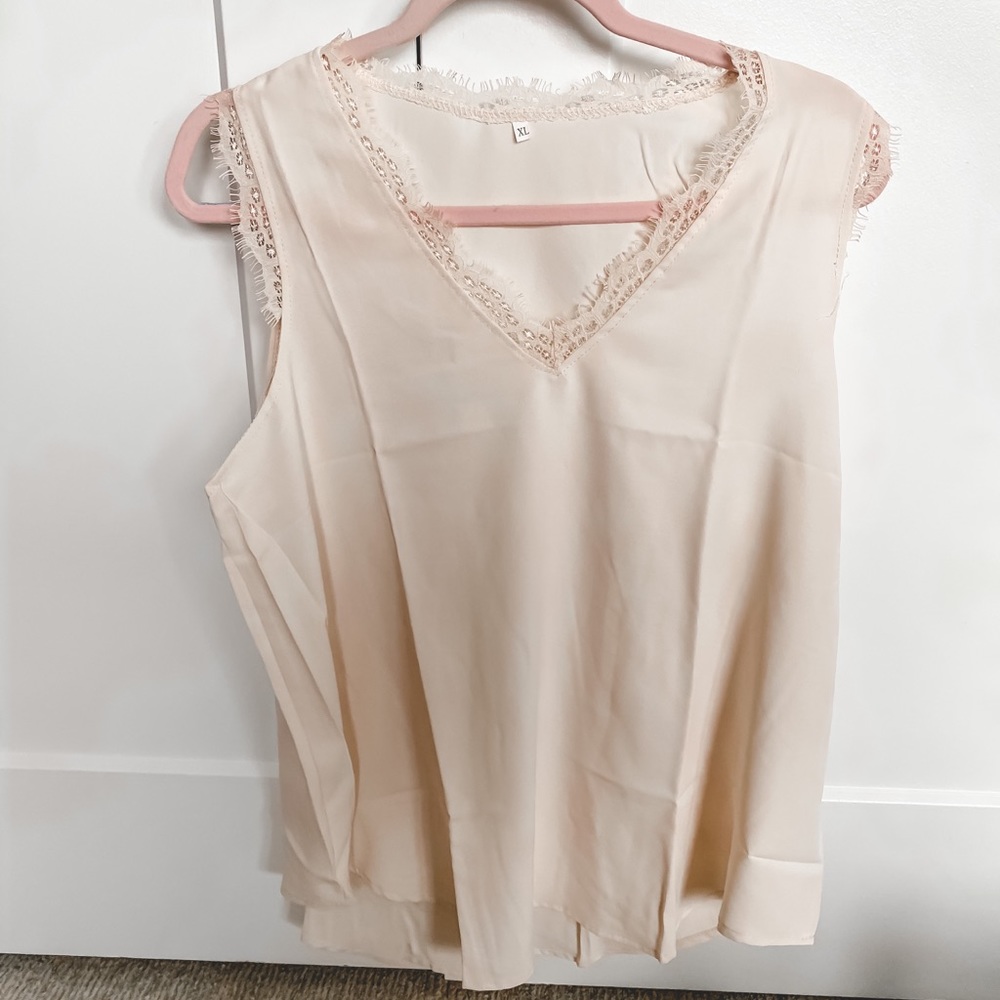 Nice lace tank!